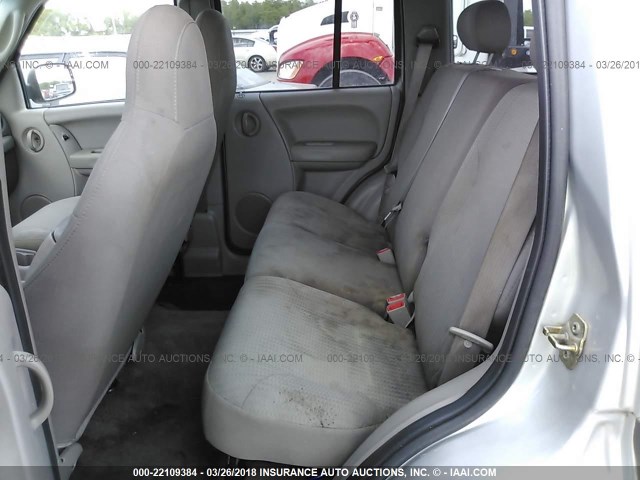 1J4GK48K44W311434 - 2004 JEEP LIBERTY SPORT 银色 照片 8