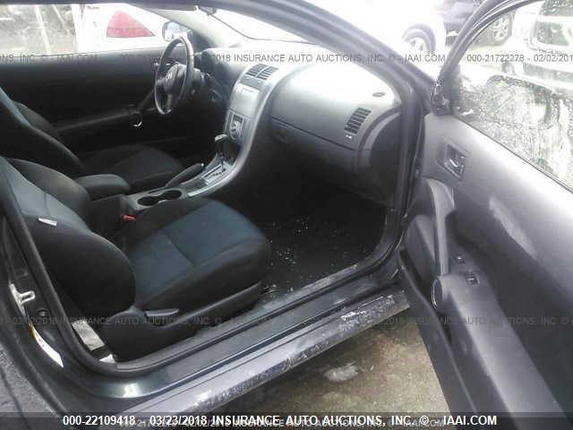 JTKDE167550062913 - 2005 TOYOTA SCION TC 灰色 照片 5