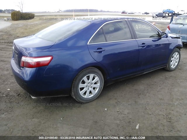 4T1BE46K98U195722 - 2008 TOYOTA CAMRY CE/LE/XLE/SE BLUE photo 4