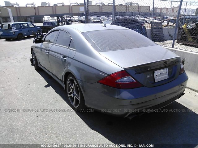 WDDDJ7HB9AA160876 - 2010 MERCEDES-BENZ CLS 63 AMG GRAY photo 3