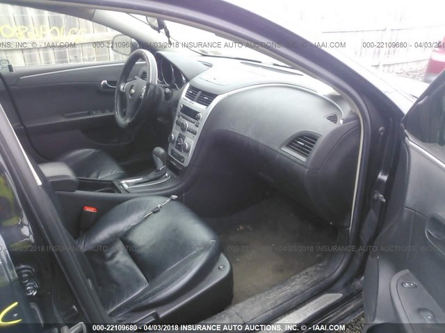 1G1ZH57BX9F255097 - 2009 CHEVROLET MALIBU 1LT 黑色 照片 5