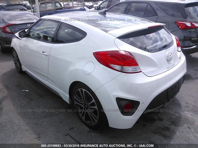 KMHTC6AE8GU286454 - 2016 HYUNDAI VELOSTER TURBO WHITE photo 3