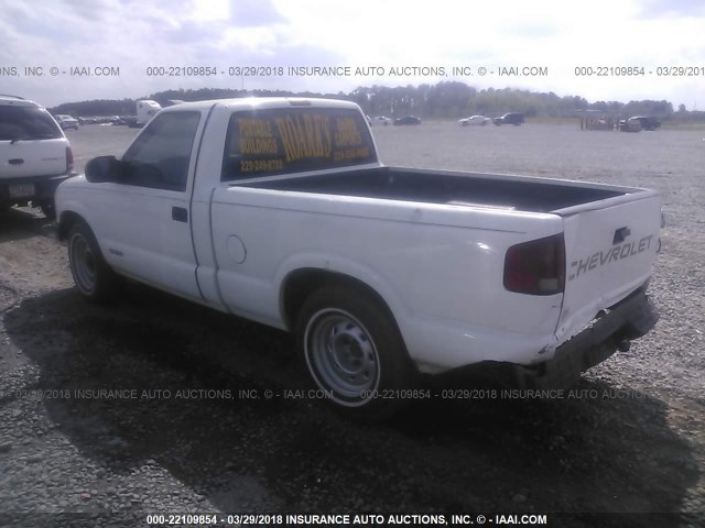 1GCCS14W228149249 - 2002 CHEVROLET S TRUCK S10 WHITE photo 3