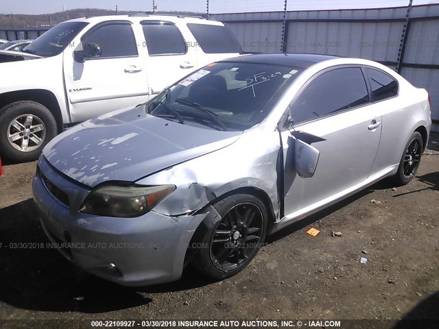 JTKDE177X70219191 - 2007 TOYOTA SCION TC 银色 照片 2