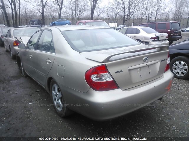 4T1BE32K82U021860 - 2002 TOYOTA CAMRY LE/XLE/SE TAN photo 3