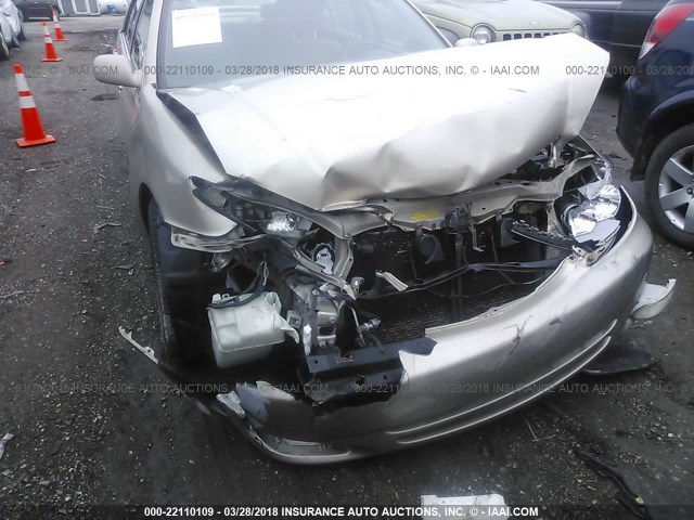 4T1BE32K82U021860 - 2002 TOYOTA CAMRY LE/XLE/SE თაფლისფერი ფოტო 6