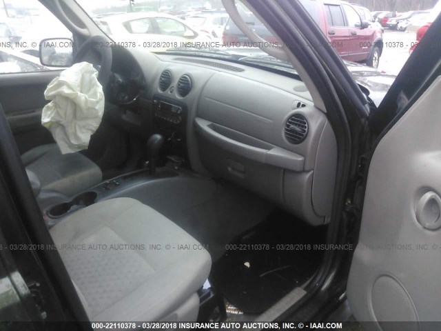 1J4GL48K26W263903 - 2006 JEEP LIBERTY SPORT 绿色 照片 5