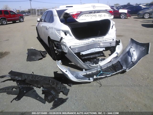 4T1BF1FK2HU410367 - 2017 TOYOTA CAMRY LE/XLE/SE/XSE თეთრი ფოტო 6