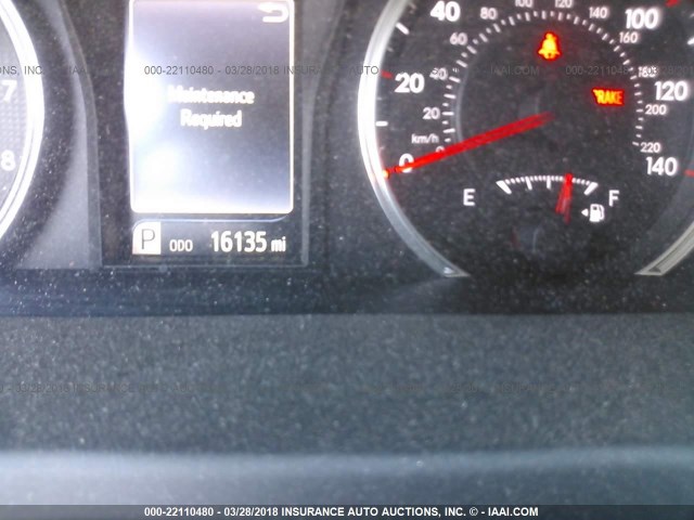 4T1BF1FK2HU410367 - 2017 TOYOTA CAMRY LE/XLE/SE/XSE თეთრი ფოტო 7