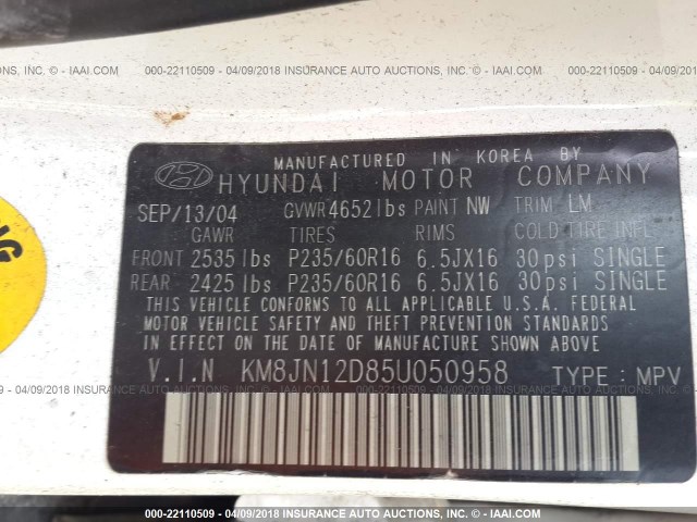 KM8JN12D85U050958 - 2005 HYUNDAI TUCSON GLS/LX WHITE photo 9