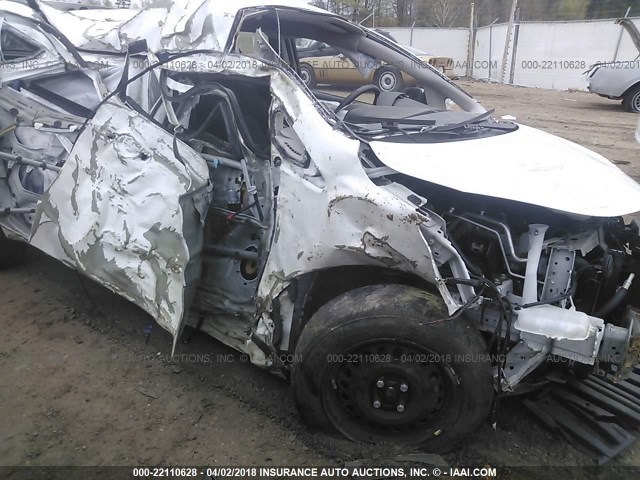 3N1CE2CP6FL445523 - 2015 NISSAN VERSA NOTE S/S PLUS/SV/SL/SR WHITE photo 1