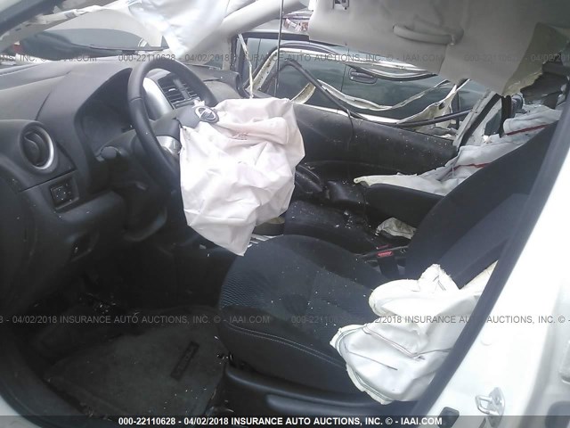 3N1CE2CP6FL445523 - 2015 NISSAN VERSA NOTE S/S PLUS/SV/SL/SR WHITE photo 5