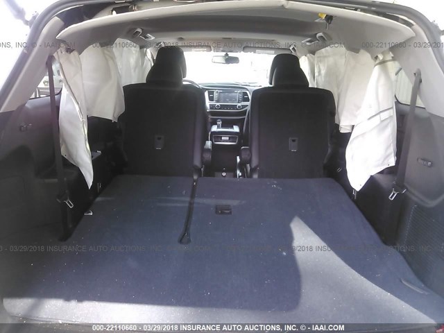 5TDKKRFH8GS150661 - 2016 TOYOTA HIGHLANDER XLE თეთრი ფოტო 8