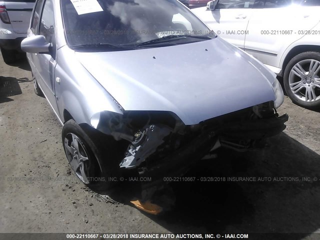 KL1TD66658B153092 - 2008 CHEVROLET AVEO LS SILVER photo 6