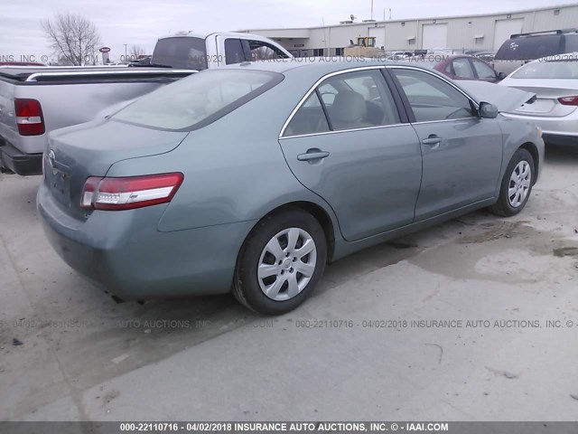 4T4BF3EK0BR112734 - 2011 TOYOTA CAMRY SE/LE/XLE TEAL photo 4