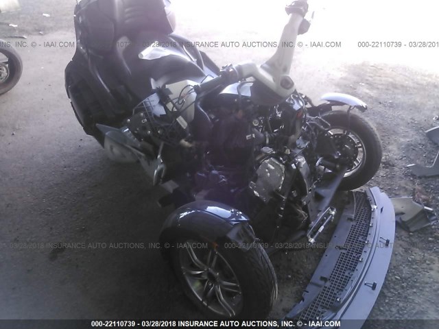 2BXJBLC17BV001053 - 2011 CAN-AM SPYDER ROADSTER RT BLACK photo 1