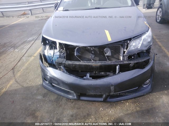 4T1BF1FK7EU374767 - 2014 TOYOTA CAMRY L/SE/LE/XLE ნაცრისფერი ფოტო 6