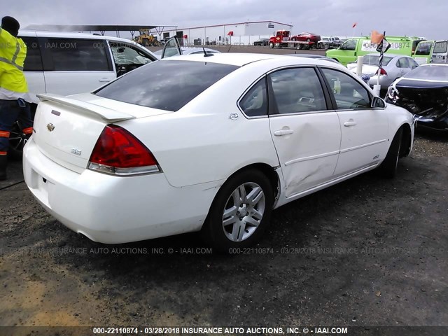 2G1WD58C779229410 - 2007 CHEVROLET IMPALA SUPER SPORT WHITE photo 4