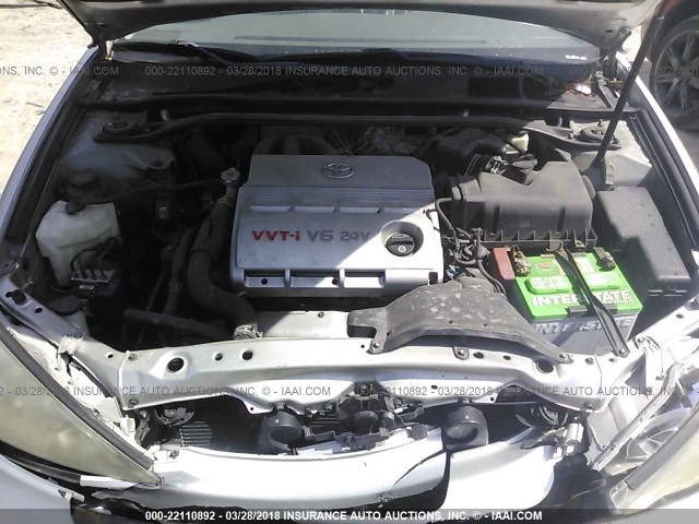 4T1BF30K44U065826 - 2004 TOYOTA CAMRY LE/XLE/SE 银色 照片 10