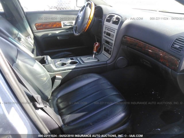 1LNHM86S65Y610861 - 2005 LINCOLN LS Açıq mavi foto 5