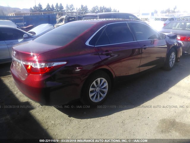 4T1BF1FK2GU585118 - 2016 TOYOTA CAMRY LE/XLE/SE/XSE RED photo 4