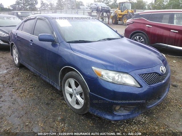 4T1BF3EK5BU583563 - 2011 TOYOTA CAMRY SE/LE/XLE BLUE photo 1