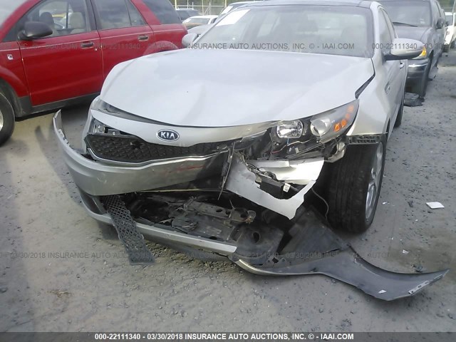 KNAGN4A78B5167745 - 2011 KIA OPTIMA EX/SX SILVER photo 6