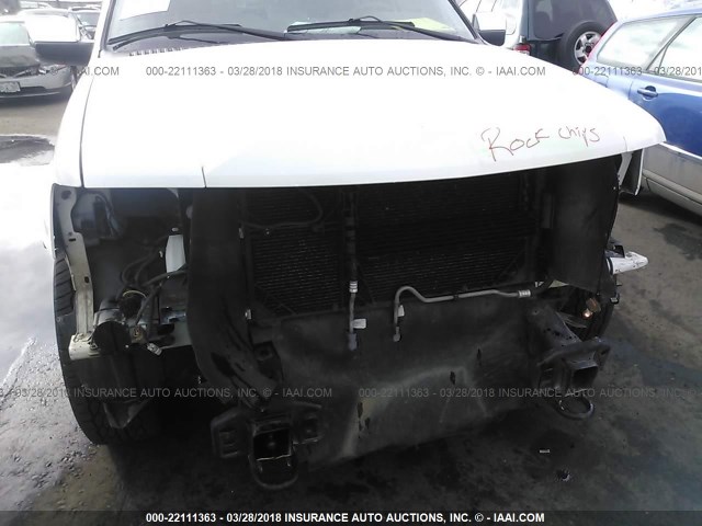 5LMJJ3J57CEL09123 - 2012 LINCOLN NAVIGATOR L WHITE photo 6