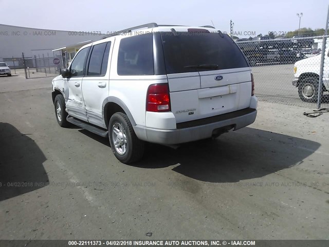 1FMZU63E52UB93274 - 2002 FORD EXPLORER XLT WHITE photo 3