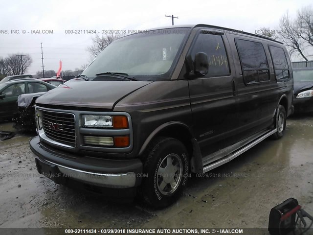 1GDFG15R4V1107309 - 1997 GMC SAVANA RV G1500 BROWN photo 2