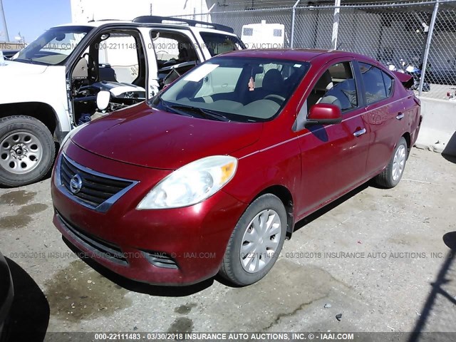 3N1CN7AP9CL848035 - 2012 NISSAN VERSA S/SV/SL RED photo 2