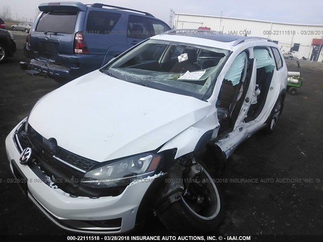 3VWH17AU9HM530449 - 2017 VOLKSWAGEN Golf Alltrack S/SE/SEL 白色 照片 2