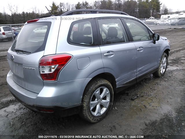 JF2SJABC6FH829279 - 2015 SUBARU FORESTER 2.5I GRAY photo 4