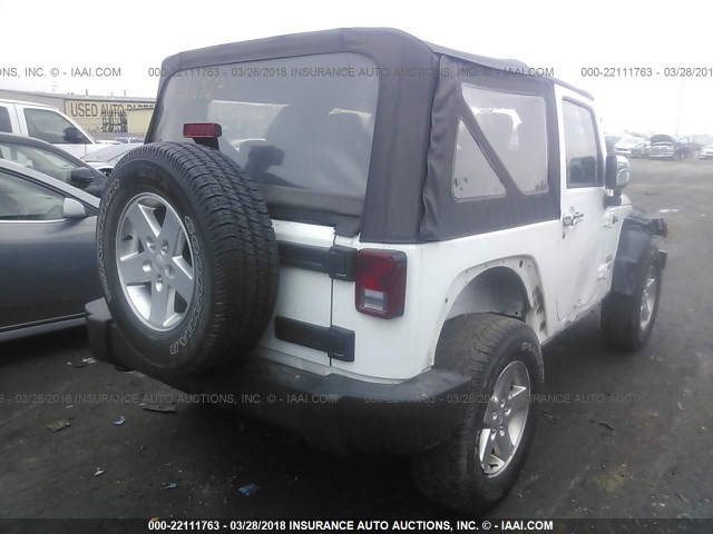 1C4AJWAG6CL282213 - 2012 JEEP WRANGLER SPORT WHITE photo 4