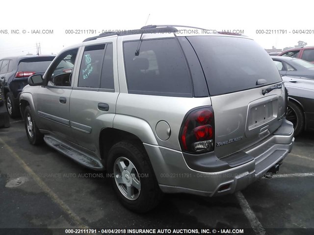 1GNDS13S622248654 - 2002 CHEVROLET TRAILBLAZER  GRAY photo 3