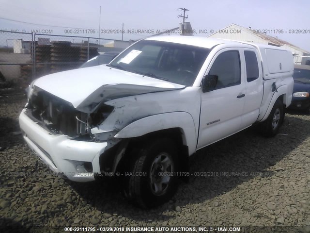 5TFTX4GN1DX025018 - 2013 TOYOTA TACOMA PRERUNNER ACCESS CAB WHITE photo 2