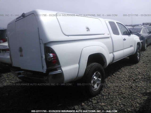 5TFTX4GN1DX025018 - 2013 TOYOTA TACOMA PRERUNNER ACCESS CAB WHITE photo 4