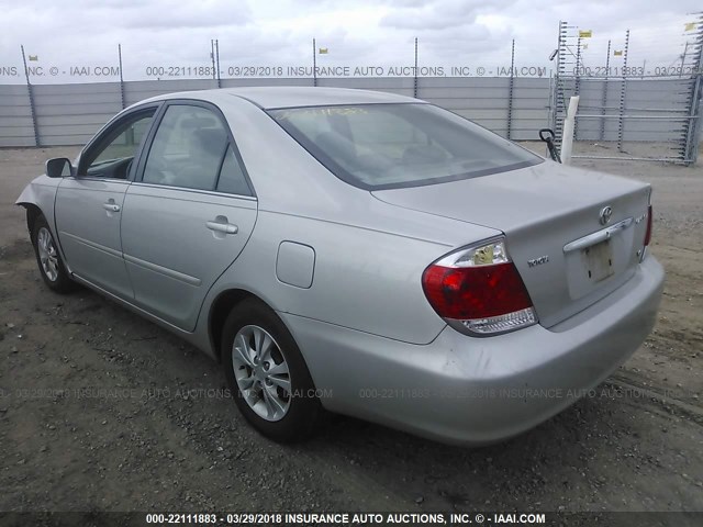4T1BF30K16U630990 - 2006 TOYOTA CAMRY LE/XLE/SE 银色 照片 3