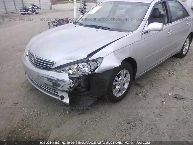 4T1BF30K16U630990 - 2006 TOYOTA CAMRY LE/XLE/SE 银色 照片 6