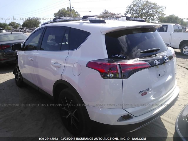 JTMNFREV8GJ086241 - 2016 TOYOTA RAV4 SE WHITE photo 3