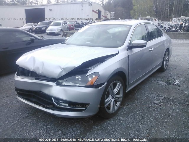 1VWCS7A33EC081152 - 2014 VOLKSWAGEN PASSAT SEL SILVER photo 2