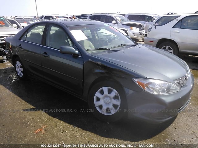 4T1BE32K93U716169 - 2003 TOYOTA CAMRY LE/XLE/SE მწვანე ფოტო 1