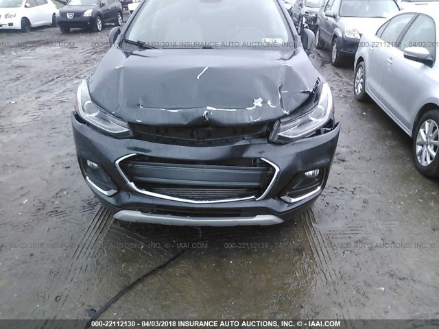 3GNCJRSB1HL235185 - 2017 CHEVROLET TRAX PREMIER GRAY photo 6