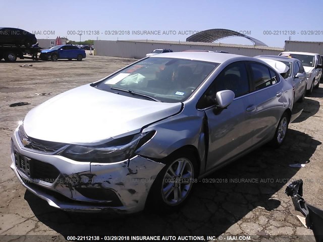 1G1BE5SM5H7101635 - 2017 CHEVROLET CRUZE LT SILVER photo 2