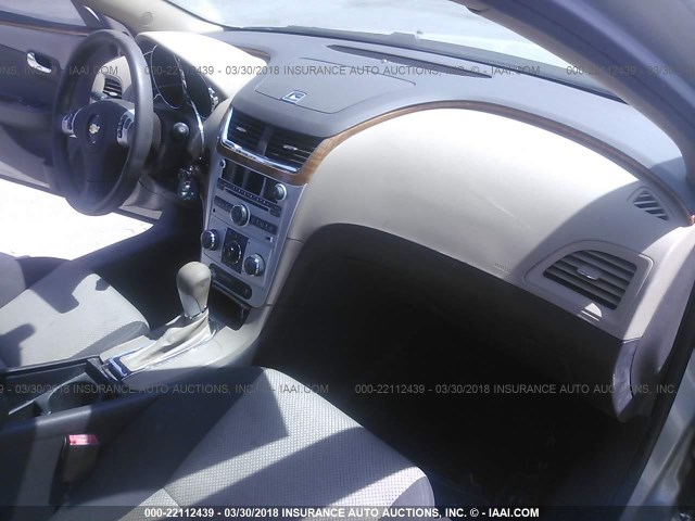 1G1ZC5E04CF218988 - 2012 CHEVROLET MALIBU 1LT 金色 照片 5