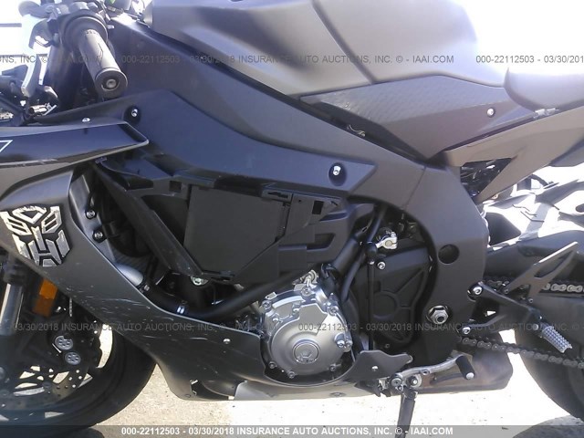 JYARN42Y6GA000054 - 2016 YAMAHA YZFR1S GRAY photo 9