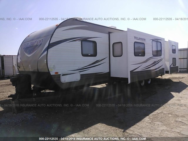 4X4TWDG23H8801684 - 2017 FOREST RIVER WILDWOOD  白色 照片 2
