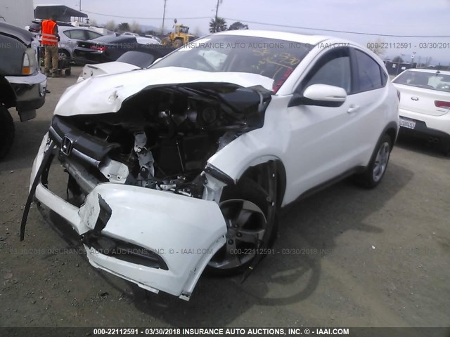 3CZRU5H59HM714608 - 2017 HONDA HR-V EX WHITE photo 2