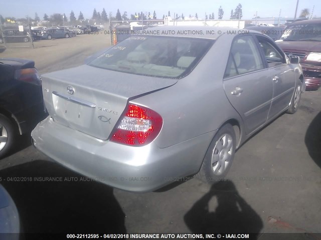 4T1BE32K14U305995 - 2004 TOYOTA CAMRY LE/XLE/SE SILVER photo 4