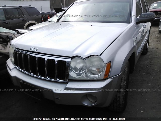 1J4HR58295C677852 - 2005 JEEP GRAND CHEROKEE LIMITED SILVER photo 6
